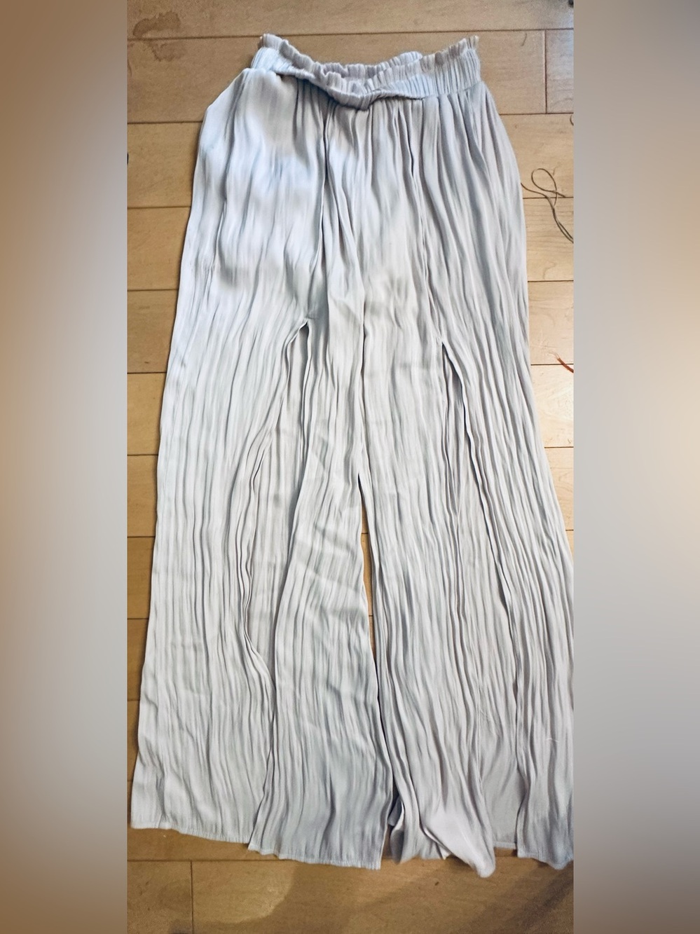 Pookie & Sebastian Davi Silky Pleated Wide-Leg Pants With High Leg Slits. Size M